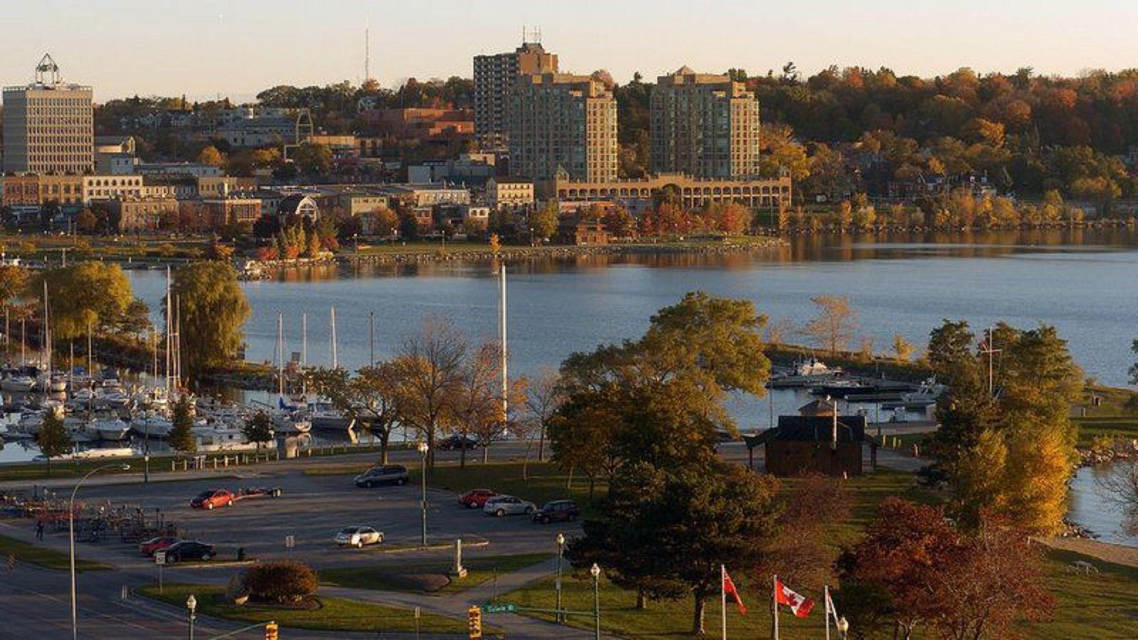 Holiday Inn Express Hotel & Suites Barrie By Ihg Exteriér fotografie