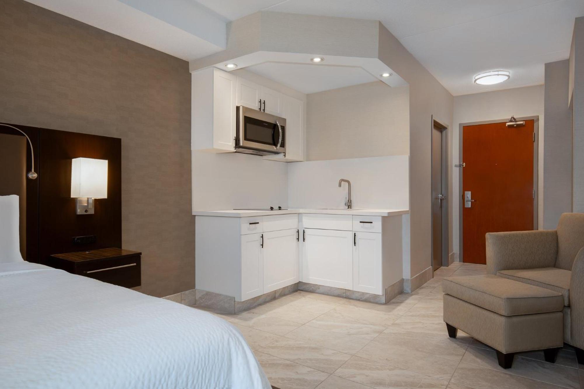 Holiday Inn Express Hotel & Suites Barrie By Ihg Exteriér fotografie