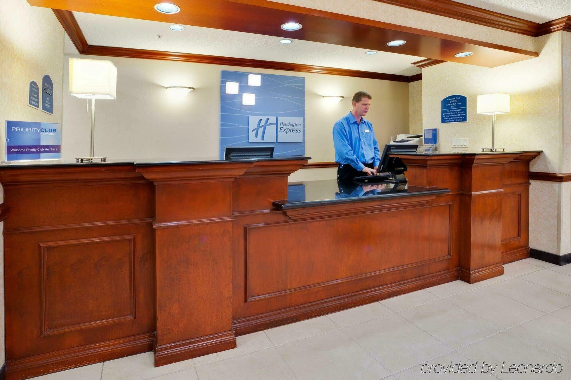 Holiday Inn Express Hotel & Suites Barrie By Ihg Exteriér fotografie