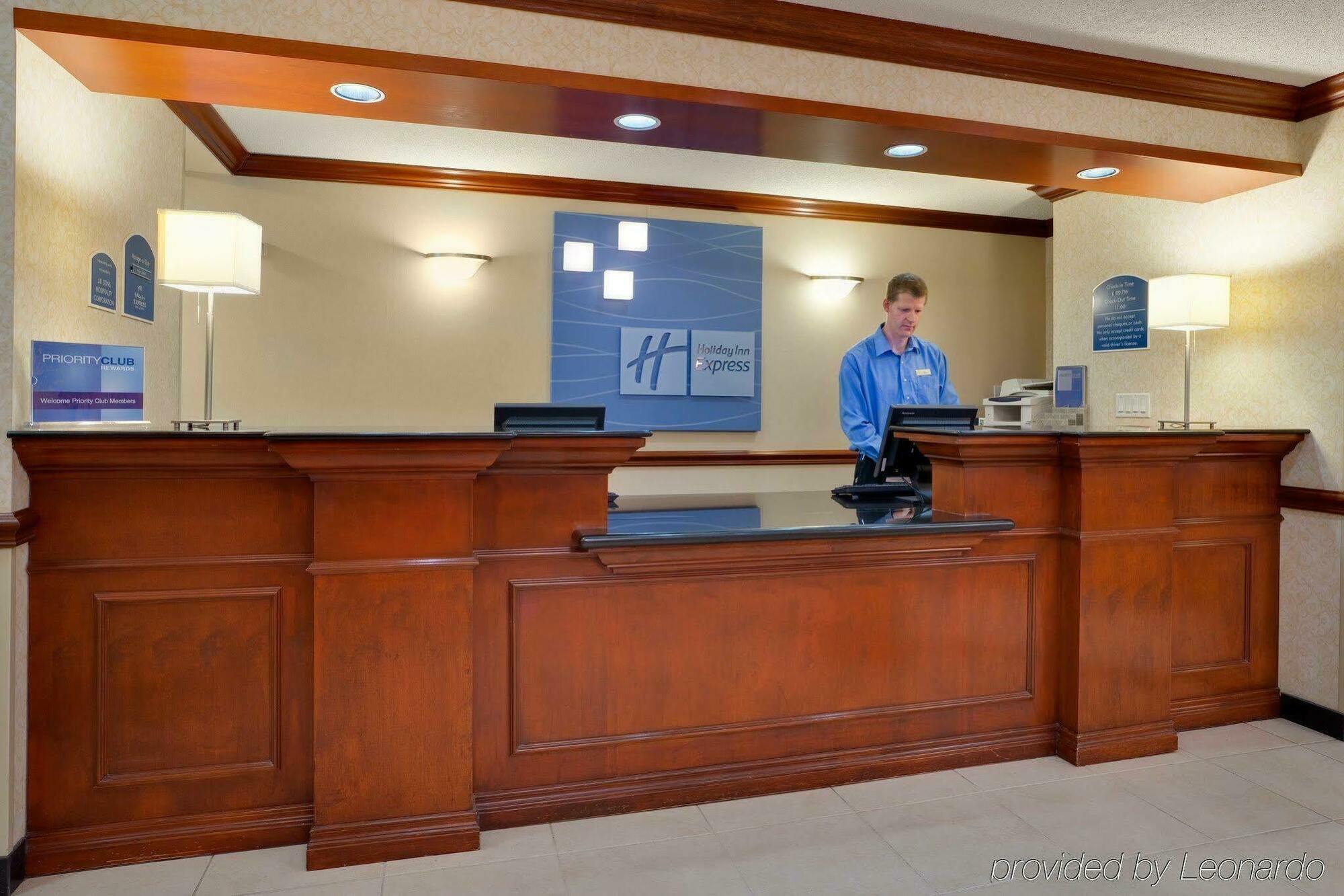 Holiday Inn Express Hotel & Suites Barrie By Ihg Interiér fotografie