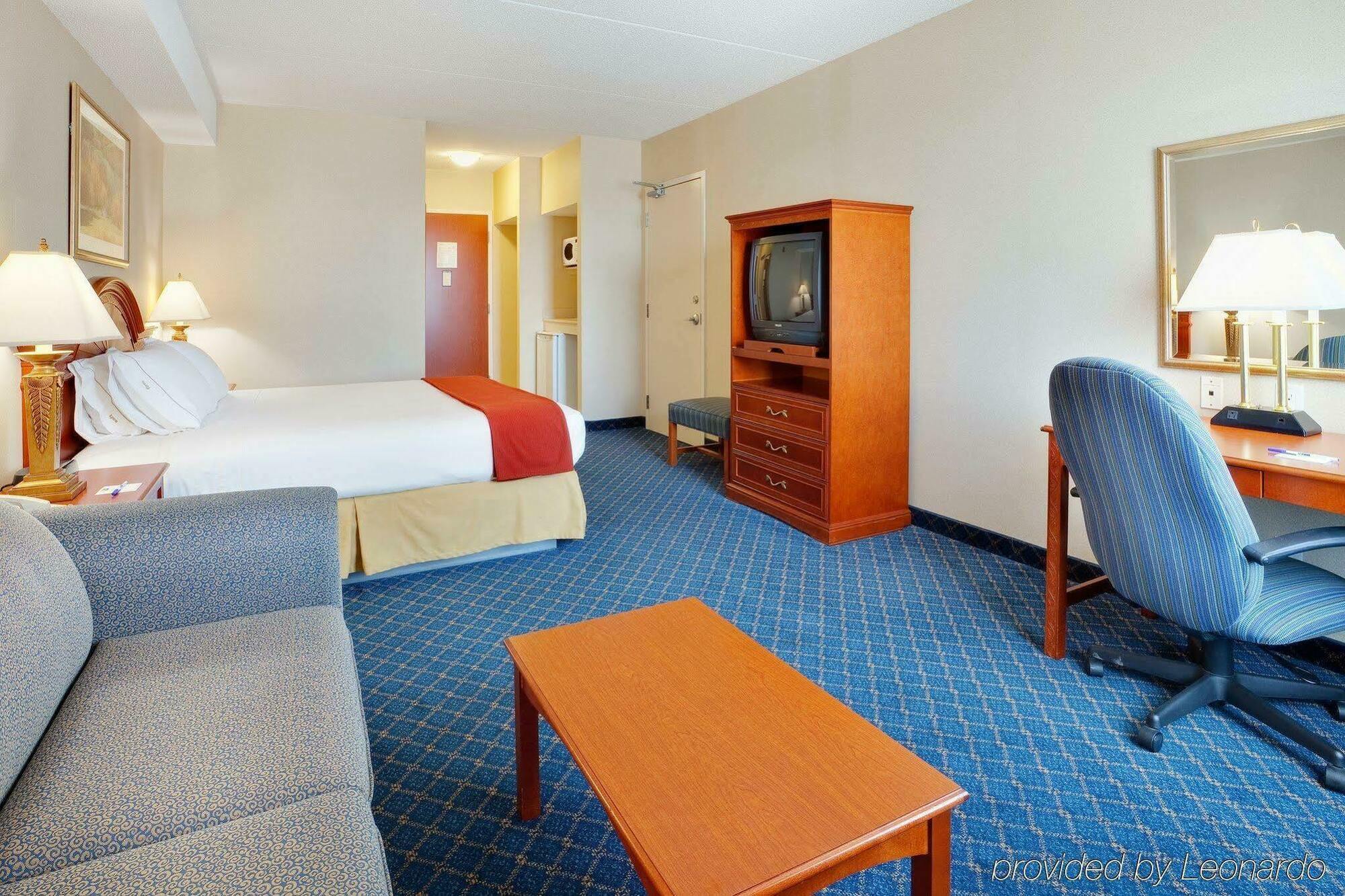 Holiday Inn Express Hotel & Suites Barrie By Ihg Exteriér fotografie